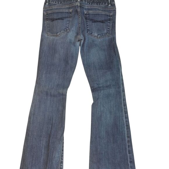 🛍️GAP Denim Flare Jeans in Classic Blue - Picture 3 of 5